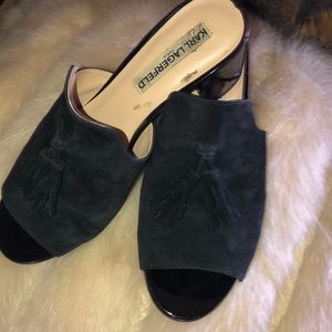 Beautiful Karl Lagerfeld suede muel w/ tassels 8.5